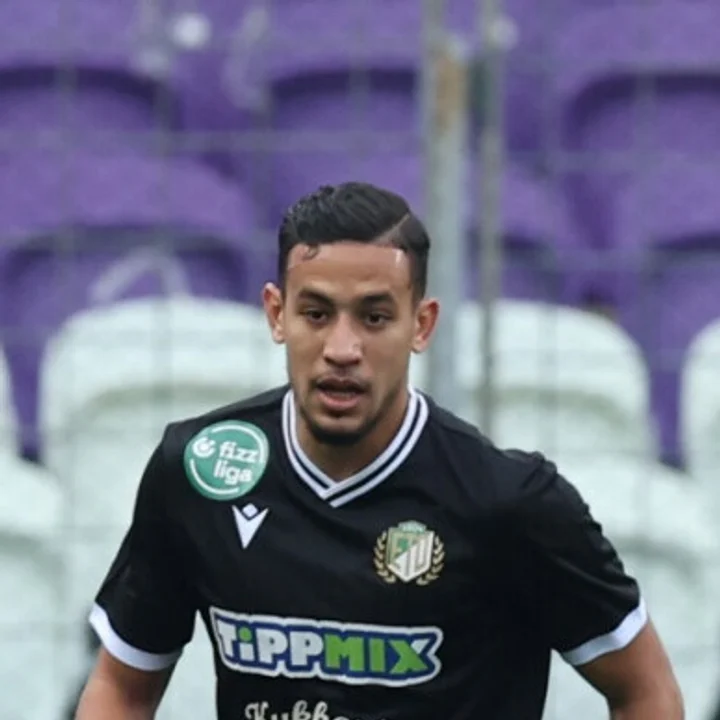 Nadhir Benbouali - Algeria player photo