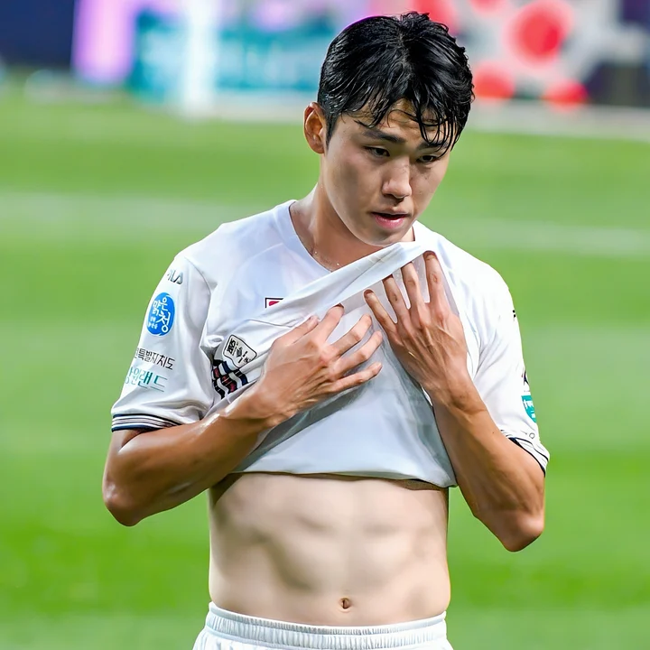 Lee Kihyuk - Korea Republic player photo