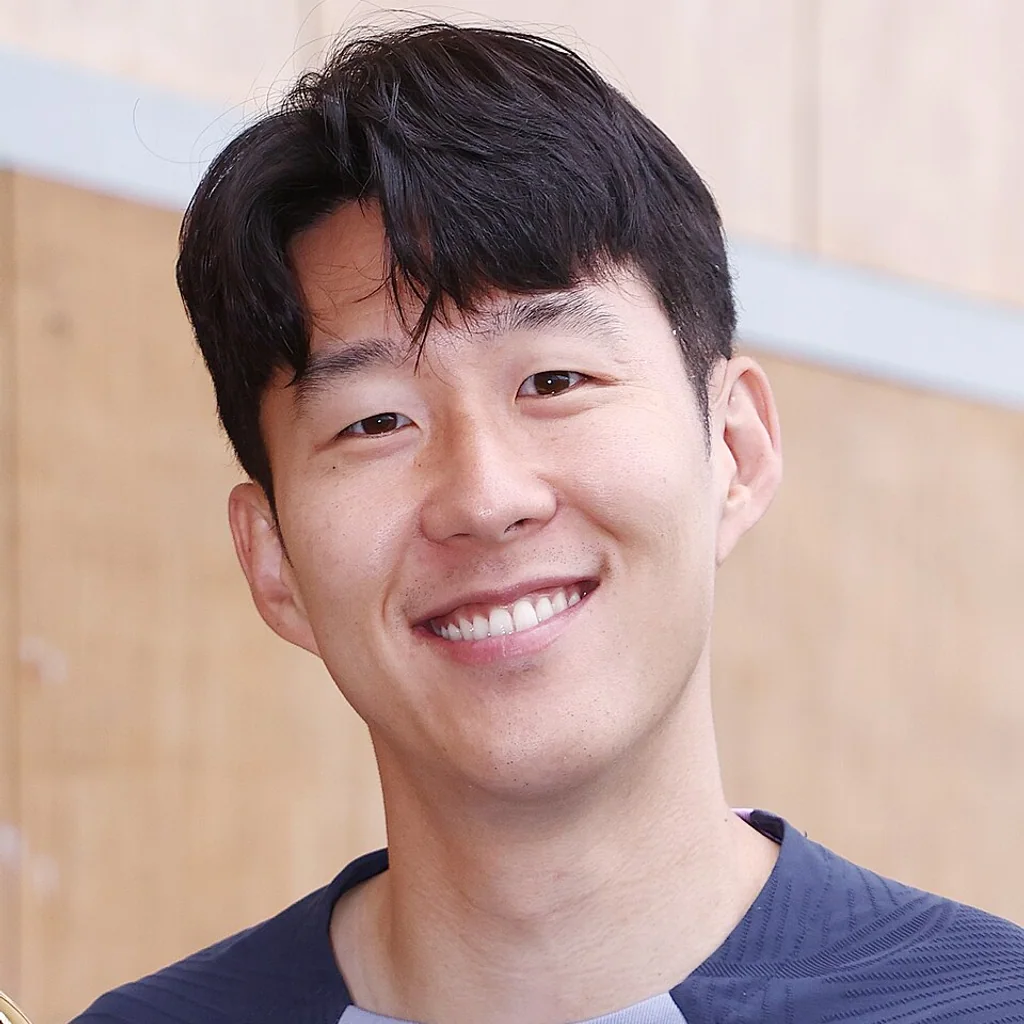 Creative leader player image